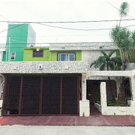 The Arrival Hostal Cancún Exterior foto